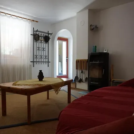 Apartamento Falusi Hangulat *