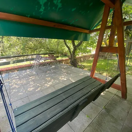 Apartment Falusi Hangulat
